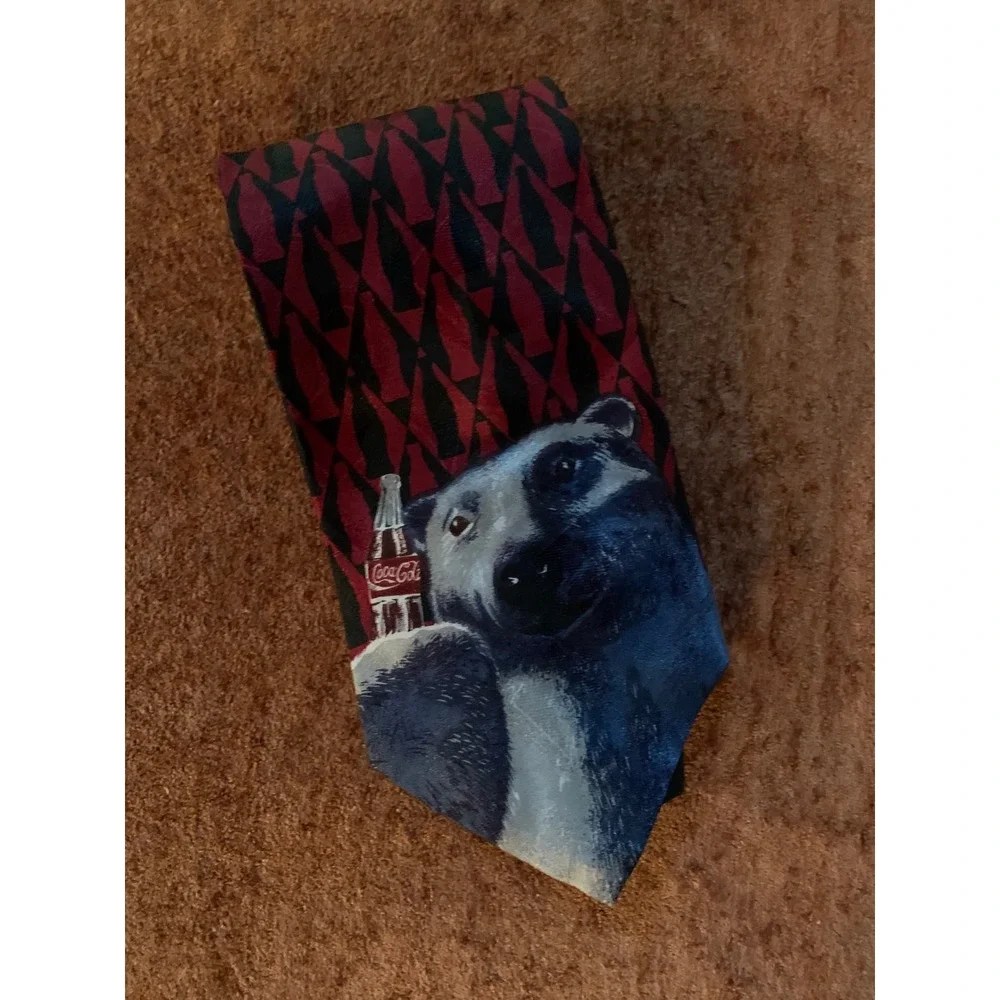 Vintage Coca-Cola Polar Bear Necktie Mens Red Black Soda Advertising Tie USA